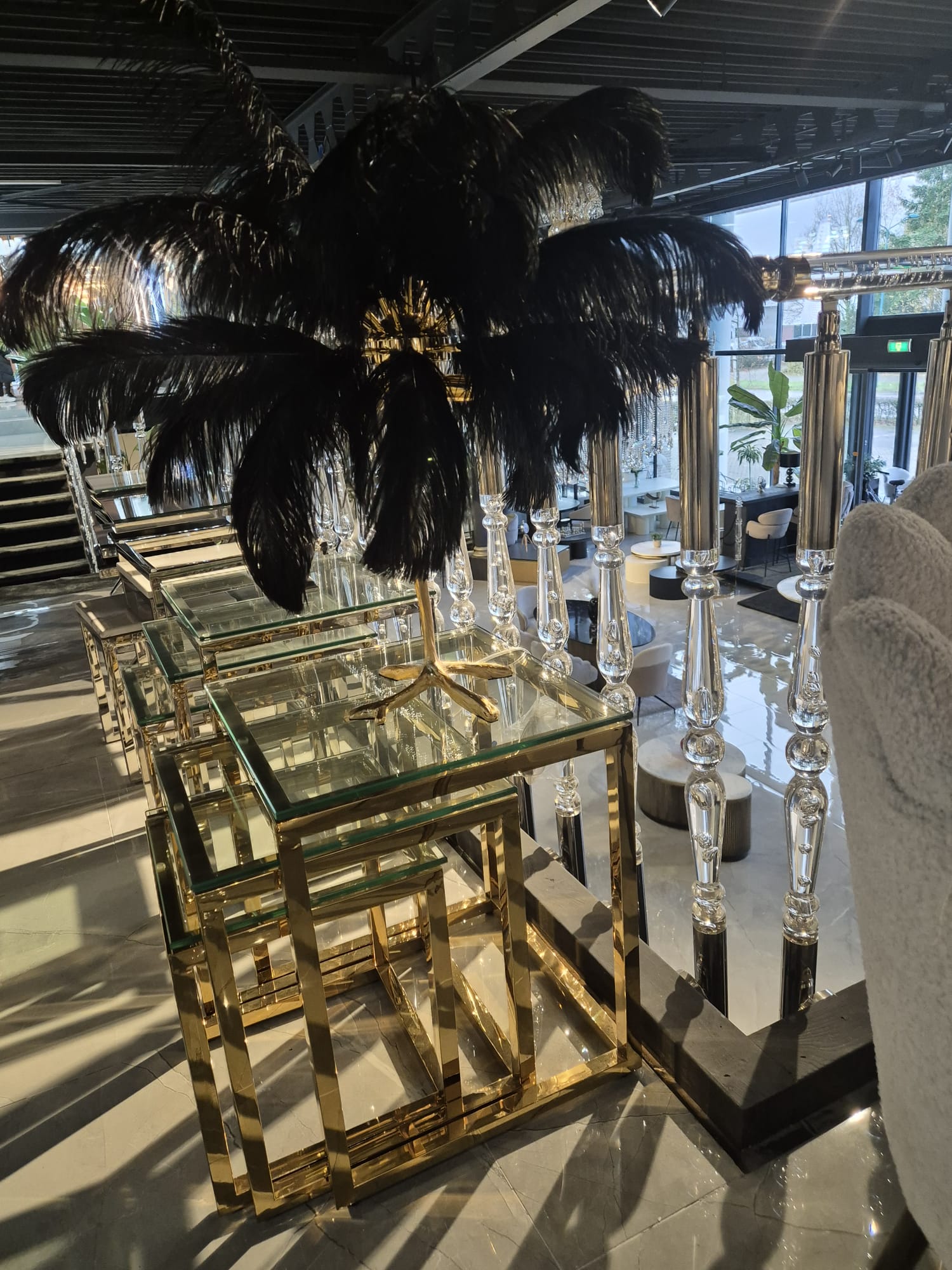 FEATHER TAFEL LAMP DELUXE - ZWART