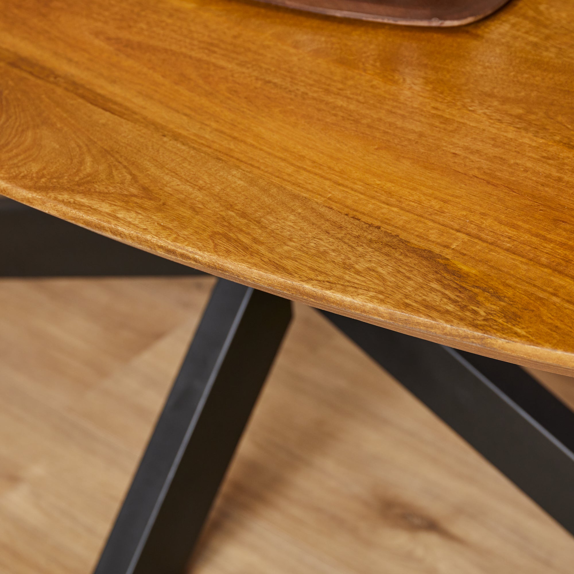Eettafel Brandy · Ovaal