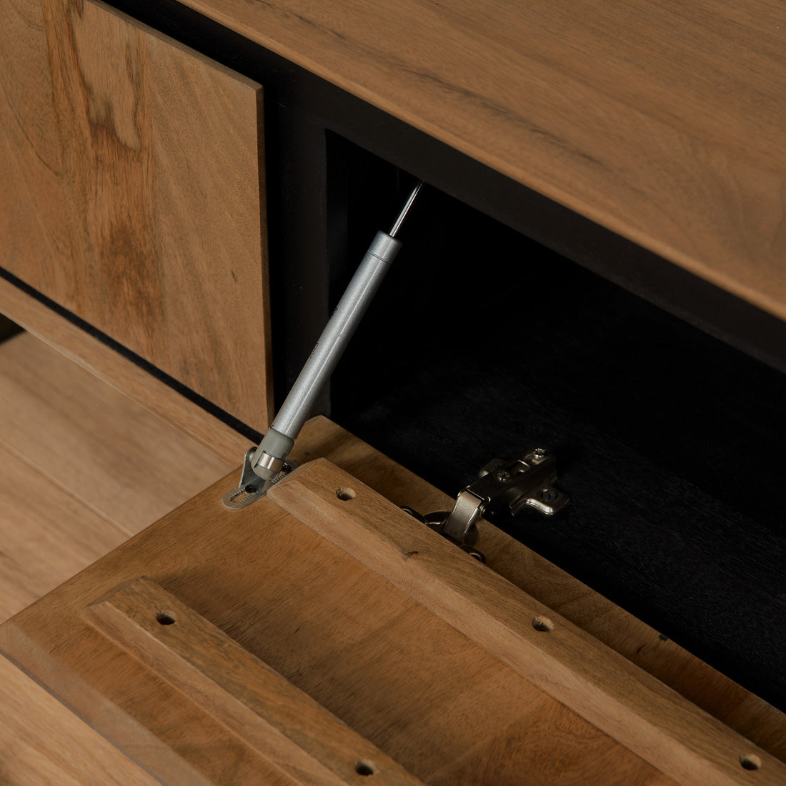 Zwevend tv meubel RichWood | 280 cm