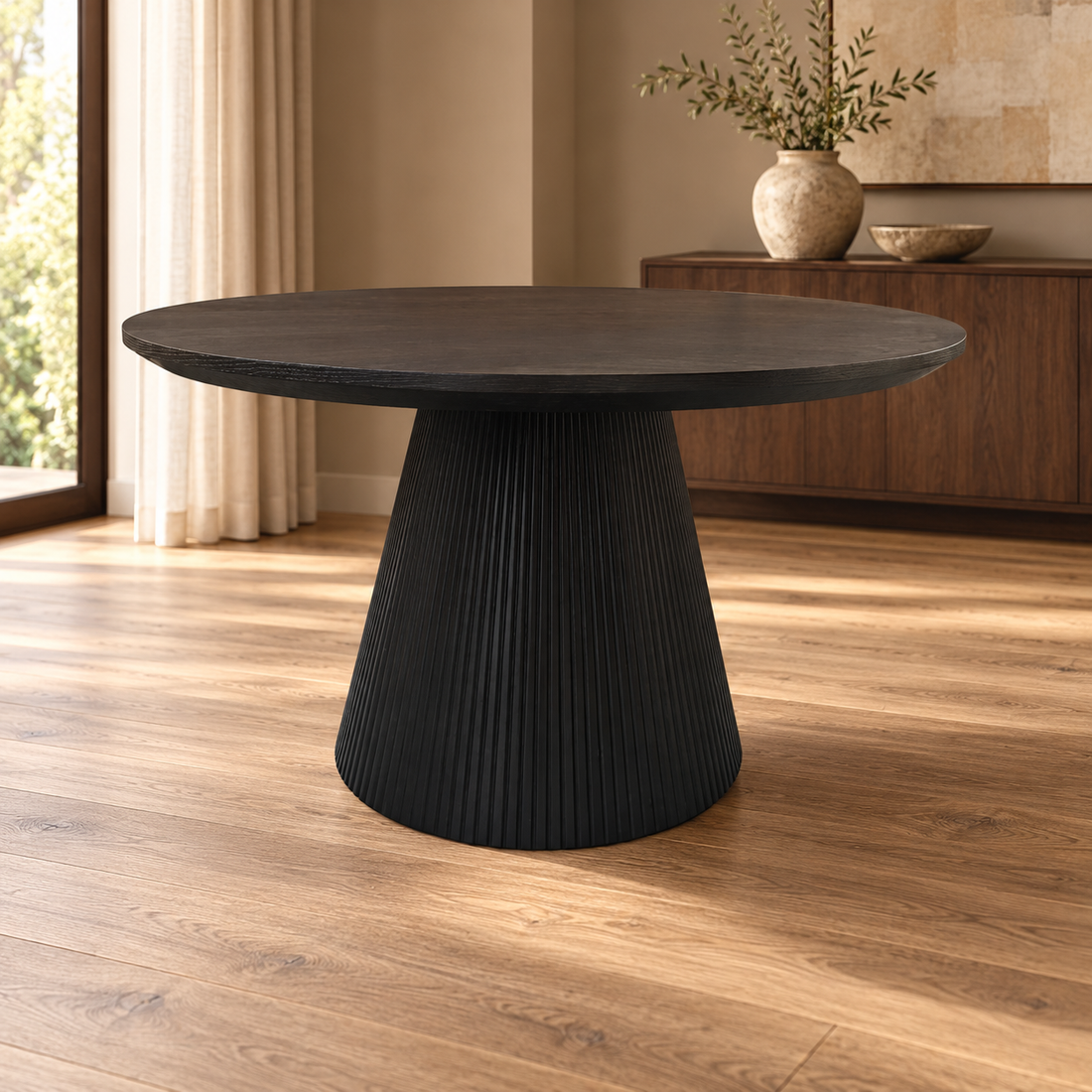KIMBERLY EETTAFEL 130 ROND FINEER – sfeerimpressie