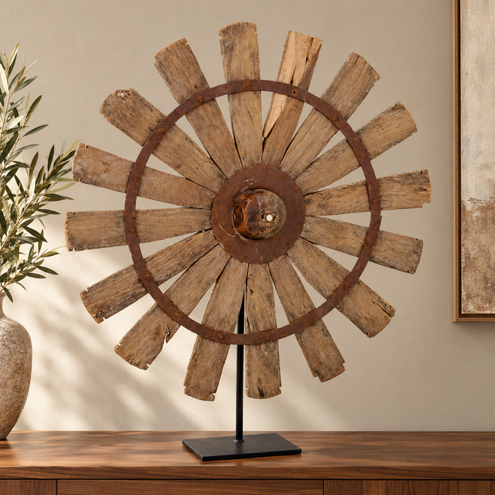Sculptuur Charkha (set of 2) – sfeerimpressie