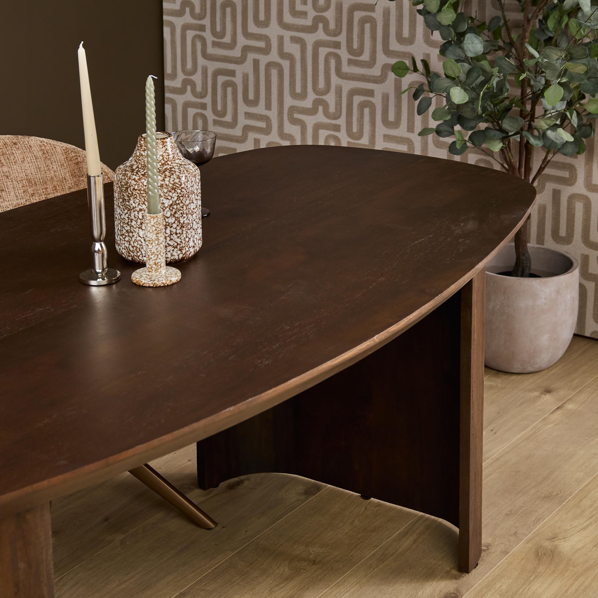 Eettafel Maré Bruin Mangohout 240 cm
