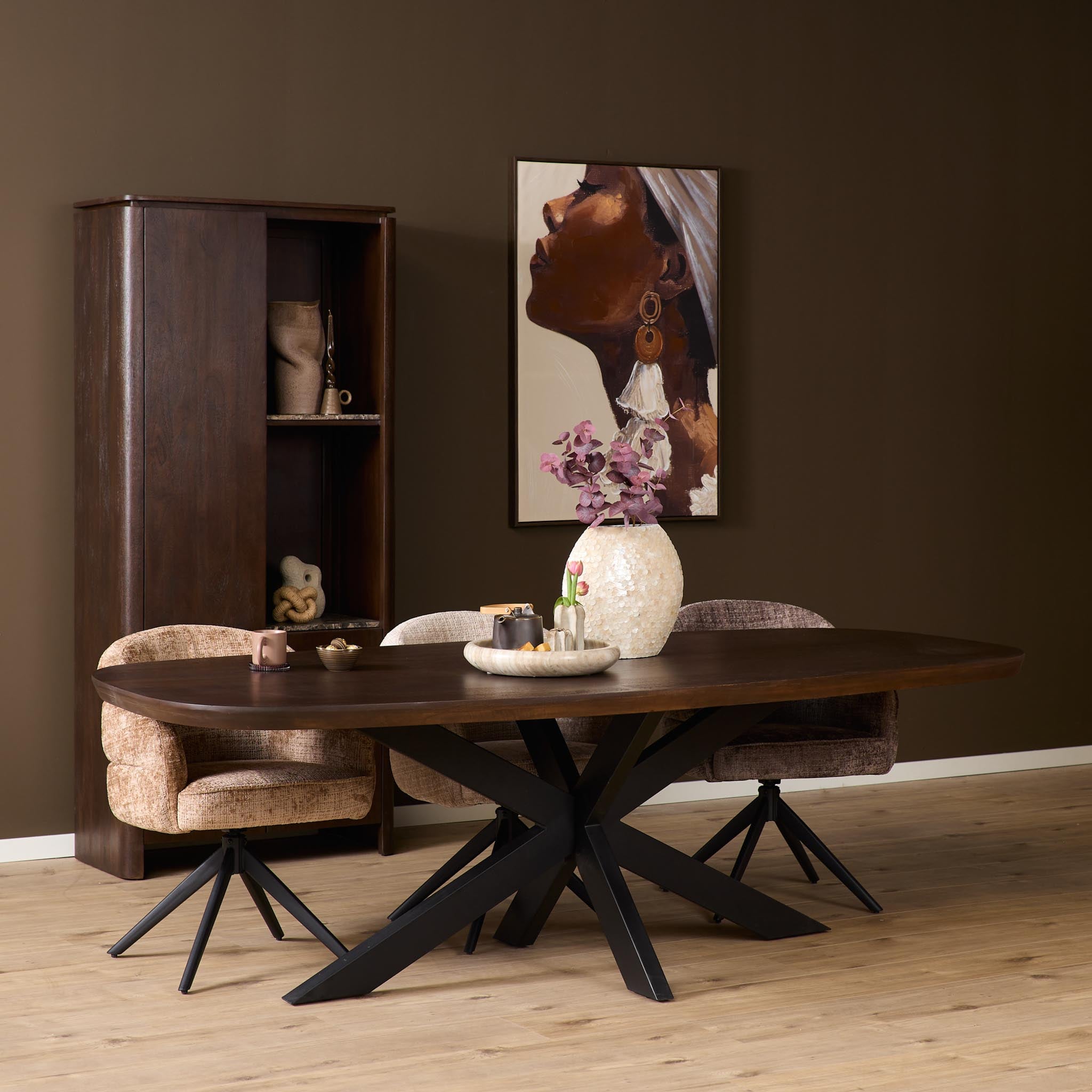 Deens ovale eettafel Madison Bruin Poot Zwart Mangohout 280 cm