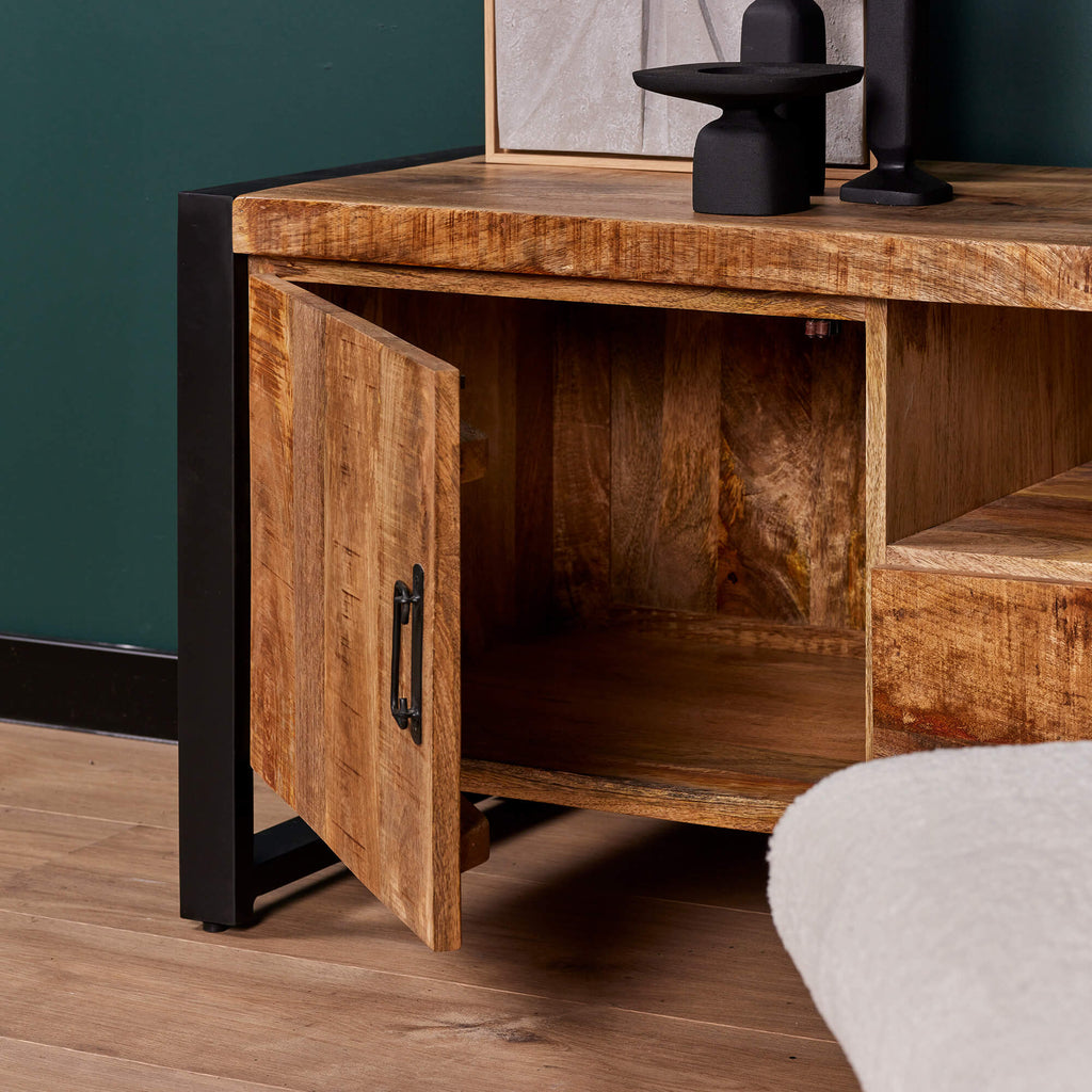 TV-Schrank Boaz 110 cm | Eine Tür und ein offenes Fach