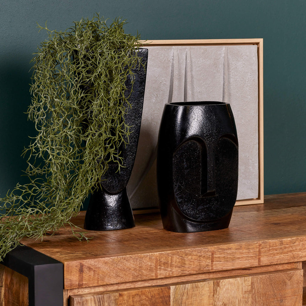 TV-Schrank Boaz 150 cm | Zwei Türen und eine Schublade