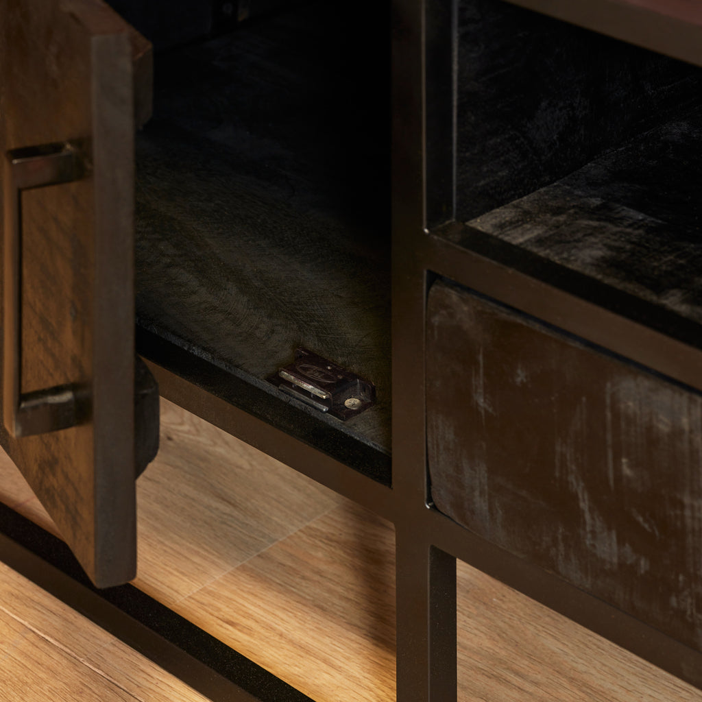 TV-Schrank Denver Schwarz 145 cm | Mangoholz und Stahl